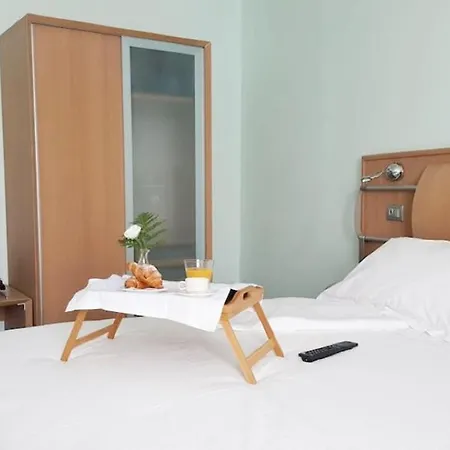 Hotel Marina Palace & Congress Hall Aci Trezza