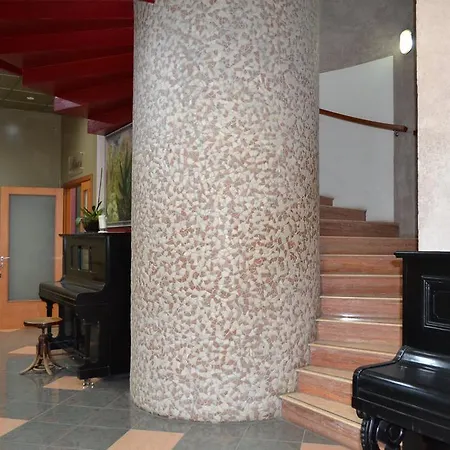 Hotel Marina Palace & Congress Hall Aci Trezza