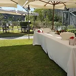 Marina Palace & Congress Hall Aci Castello