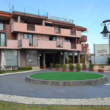 Marina Palace & Congress Hall Aci Castello