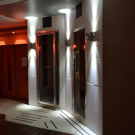 Marina Palace & Congress Hall Hotel