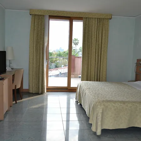 Hotel Marina Palace & Congress Hall